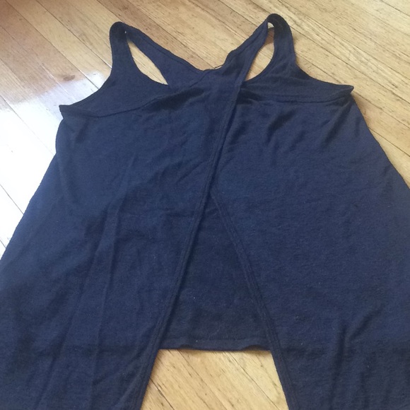 Free Woth Purchase - Tonic tank top - Picture 4 of 5